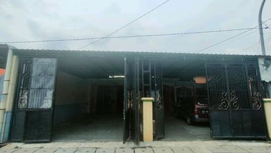 Rumah Favorit di Surabaya Kota, Surabaya, 4 KT, Harga 1,5 Miliar