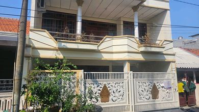 Dijual Rumah Strategis di Rungkut, Surabaya - LT 96m²