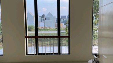 Jual Cepat Rumah Mewah di Citraland, Surabaya, LT 72 m2