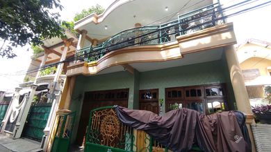 Rumah Favorit di Surabaya Kota, Surabaya, 6 KT, Harga 1,29 Miliar