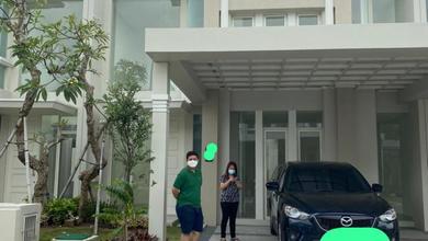 Hunian Elegan di Pakuwon, Surabaya, 4 Kamar Tidur, LT 144m²