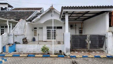 Rumah Siap Huni di Kawasan Sidoarjo, Sidoarjo, LT 120m²