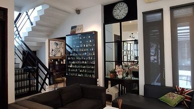 Kesempatan Eksklusif, rumah Prestisius di Bintaro, Jakarta Selatan, LB 250m²