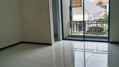 Rumah Favorit di Surabaya Kota, Surabaya, 4 KT, Harga 1,97 Miliar