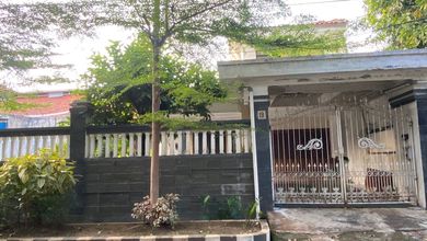 For Sale rumah Eksklusif di Rungkut, Surabaya - LT 439m²