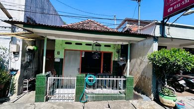 Rumah Minimalis Harga Hemat di Surabaya Kota, Surabaya, LB 101m²