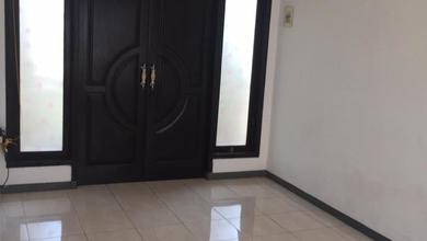 Promo Rumah di Wiyung, Surabaya, LB 125m², Harga 2,3 Miliar