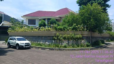 Rumah Elegan di Sukomanunggal, Surabaya, 4 Kamar Tidur, LT 1443m²