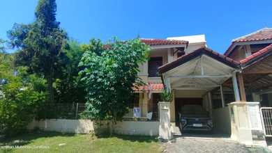 Kesempatan Eksklusif, rumah Mewah di Surabaya Kota, Surabaya, LB 312m²