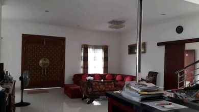 Rumah Siap Huni di Kawasan Wiyung, Surabaya, LT 260m²