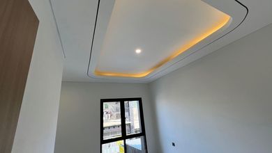 Kesempatan Rumah di Surabaya Kota, Surabaya, LB 78m², Harga 995 Juta