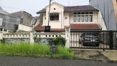 Kesempatan Langka, rumah Mewah di Surabaya Kota, Surabaya, LB 500m²