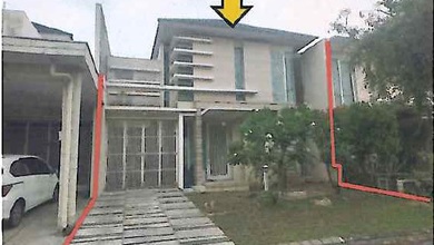 Kesempatan Eksklusif, rumah Mewah di Surabaya Kota, Surabaya, LB 180m²