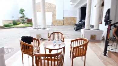 Disewakan Tempat Usaha di Raya Darmo Depan Taman Bungkul Cocok untuk Invest