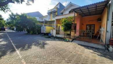 Rumah Dijual di Rungkut, Surabaya, LB 100m², Harga Kompetitif!