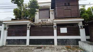 Dijual Rumah Nyaman di Surabaya Kota, Surabaya - LT 250m²