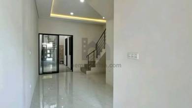 Properti Siap Pakai di Area Tenggilis Mejoyo, Surabaya, LT 90m²