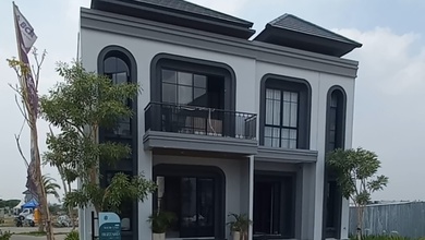 Kesempatan Rumah di Wiyung, Surabaya, LB 50m², Harga 1 Miliar