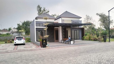Rumah Sederhana Harga Ekonomis di Menganti, Surabaya, LB 30m²