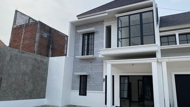 Rumah Siap Huni di Area Surabaya Kota, Surabaya, LT 72m²