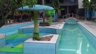 Jual Rumah Megah Luas 2000 m2 Kawasan Gresik Kota, Gresik