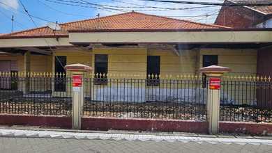 Rumah Siap Pakai di Kawasan Sawahan, Surabaya, LT 390m²