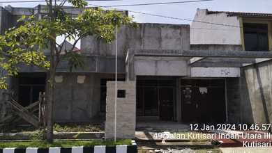 Rumah Dijual di Tenggilis Mejoyo, Surabaya, LB 120m², Harga Kompetitif!