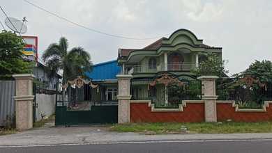 Rumah Dijual di Kembangbahu, Lamongan, LB 800m², Harga Kompetitif!
