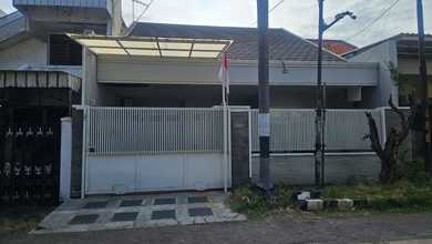 Dijual Rumah Strategis di Gubeng, Surabaya - LT 160m²