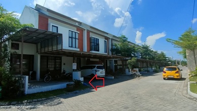 Rumah Dijual di Manyar, Gresik, LB 200m², Harga Terbaik!