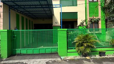 Rumah Dijual di Tambaksari, Surabaya, LB 250m², Harga Terbaik!