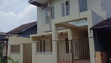 Kesempatan Rumah di Gedangan, Sidoarjo, LB 200m², Harga 750 Juta