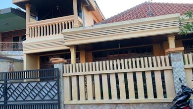 Kesempatan Rumah di Sidoarjo, Sidoarjo, LB 300m², Harga 1,7 Miliar