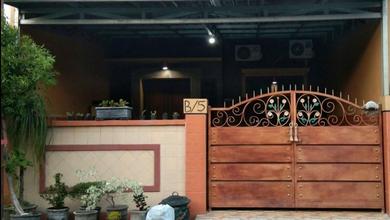 Properti Siap Huni di Kawasan Bulak, Surabaya, LT 107m²