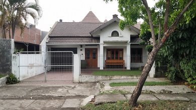 For Sale rumah Mewah di Sukolilo, Surabaya - LT 480m²