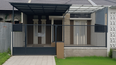 Rumah Favorit di Gununganyar, Surabaya, 2 KT, Harga 1,27 Miliar
