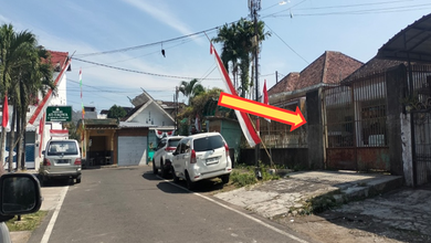 Hunian Mewah di Klojen, Malang, 4 KT, LT 441m²