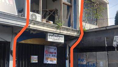 Ruko Modern di Dinoyo, Malang, LB 54 m2