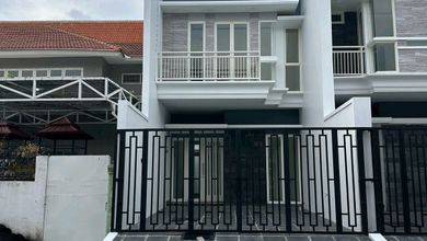 Rumah Modern di Jemursari, Surabaya, LT 150 m2