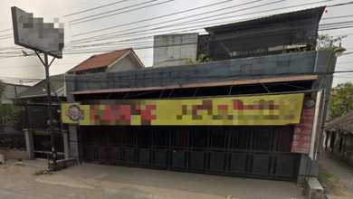 Hunian Mewah di Driyorejo, Gresik,  Kamar Tidur, LT 310m²