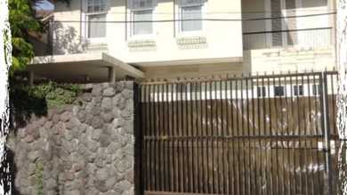 Rumah Area Luxury Wiyung, Surabaya - Harga Terbaik 4,55 Miliar
