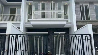 Jual Rumah Mewah LT 82 m2 Kawasan Jemursari, Surabaya