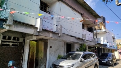 Rumah Siap Huni di Kawasan Simokerto, Surabaya, LT 75m²