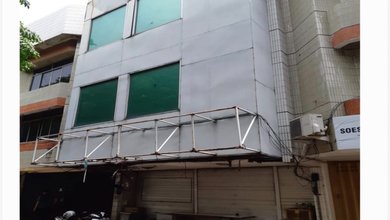 Dijual Cepat Murah Ruko 3 Lantai di Jalan Palem Pondok Tjandra. Sangat Strategis, Bekas Bank
