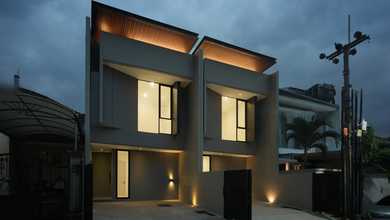 Promo Rumah di Sutorejo, Surabaya, LB 160m², Harga 1,99 Miliar