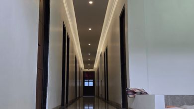 Rumah Mewah di Kawasan Cibubur, Bekasi, LB 430m², Harga 6,25 Miliar