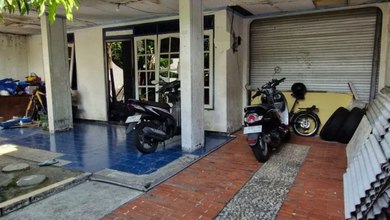 Rumah Dijual di Kutisari, Surabaya, LB 200m², Harga Terbaik!
