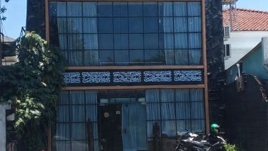 Dijual Ruko Strategis - Kemang Raya, Jakarta Selatan. Pinggir Jalan Raya, Area Elite dan Lifestyle