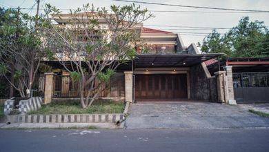 Rumah Elit Luas 400 m2, di Margorejo, Surabaya