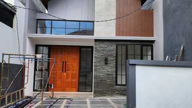 Kesempatan Rumah di Wiyung, Surabaya, LB 54m², Harga 750 Juta
